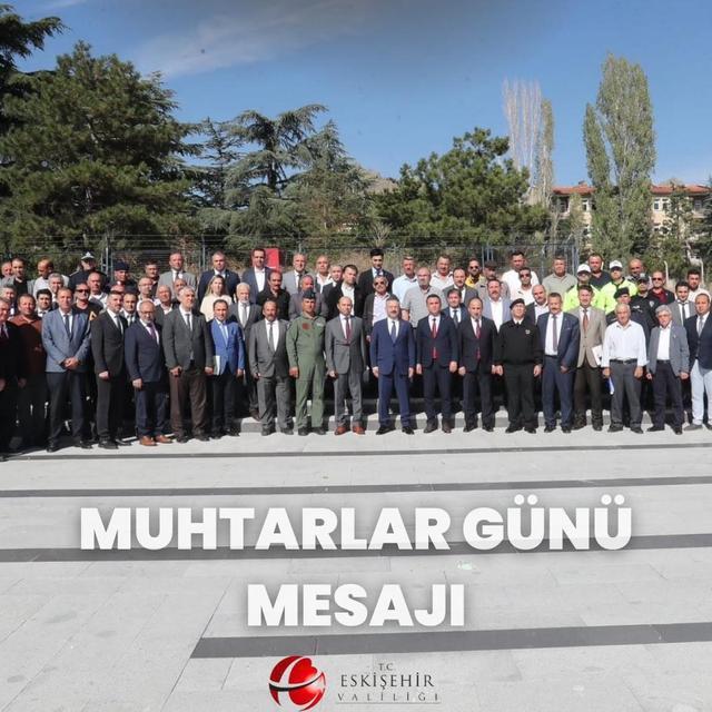Vali Aksoy muhtarların Muhtarlar Günü'nü kutladı