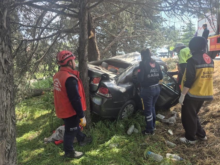 BALIKESİR'DE FECİ KAZA: 1 ÖLÜ