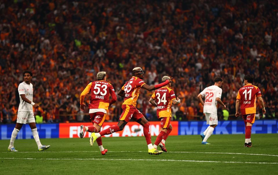 Galatasaray ligde sahasında kaybetmiyor