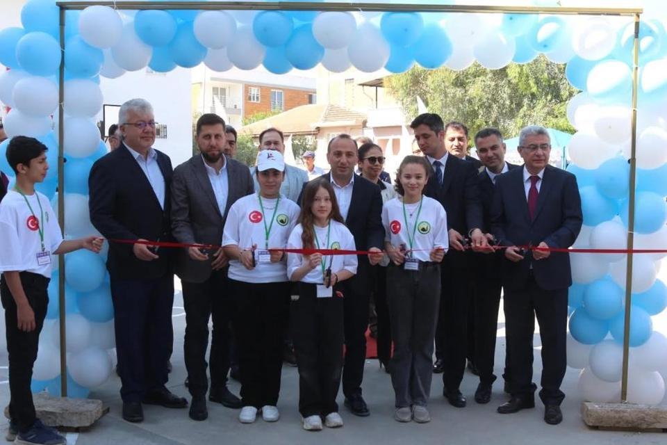 Çine’de öğrenciler projelerini bilim fuarında sergiledi