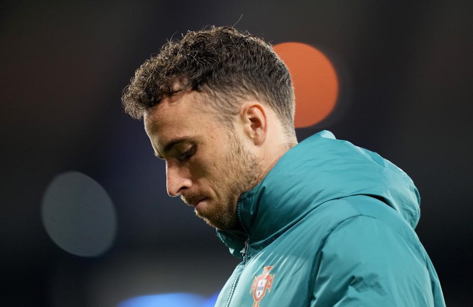 Liverpool'un Portekizli futbolcusu Diogo Jota, trafik kazasında hayatını kaybetti