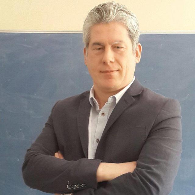 51 yaşındaki Türkçe öğretmeni 3 gündür kayıp