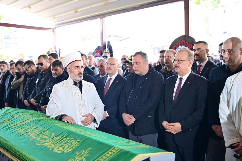 Başkan Çondur'un babası son yolculuğuna uğurlandı