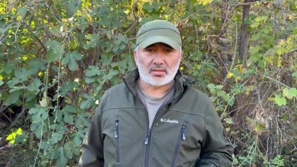 Hayvan sevgisini istismar etti, köpekler açıktan birbirini yedi