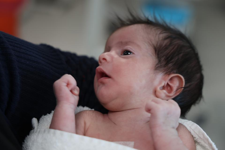 DOĞUŞTAN YEMEK BORUSU OLMAYAN 4 GÜNLÜK BEBEK, ELAZIĞ'DA HAYATA TUTUNDU ŞANLIURFA'DAN ELAZIĞ'A UZANAN UMUT HİKAYESİ