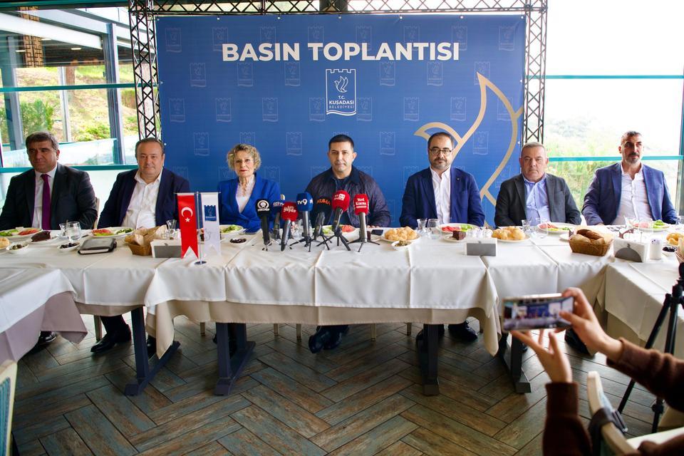 Başkan Günel mezarlık ve ilaçlama hizmetleriyle ilgili konuştu: 'Teklifimizin arkasındayız'