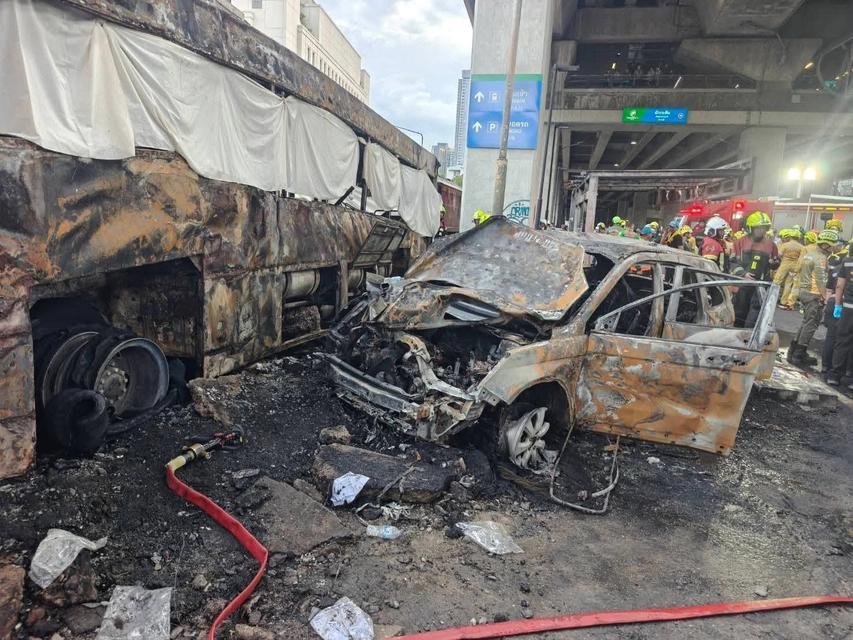 TAYLAND'DA HEMZEMİN GEÇİT FACİASI: 8 ÖLÜ