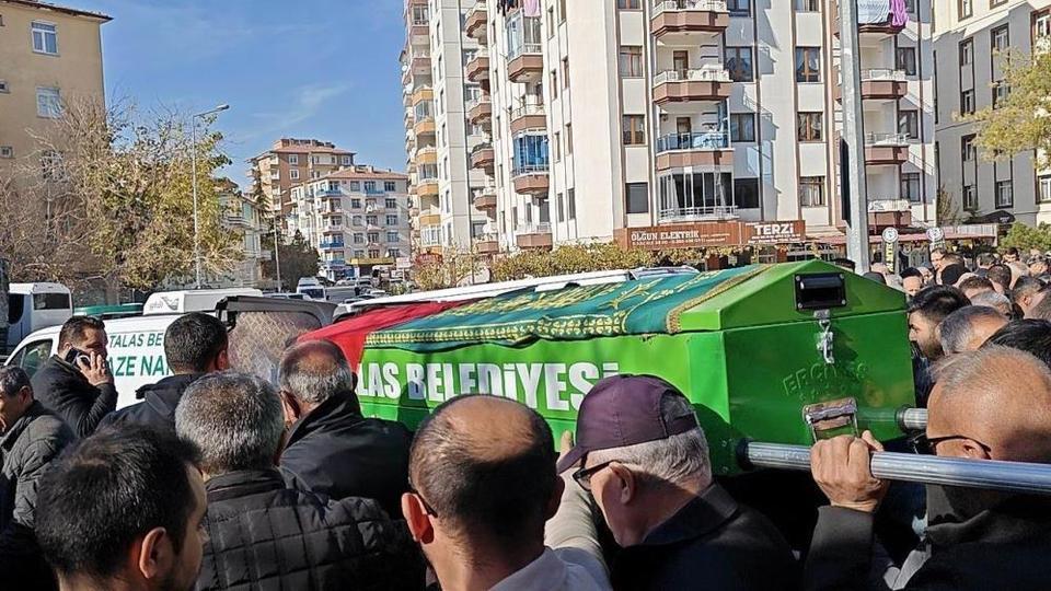 2 çocuk annesini av tüfeğiyle öldürdü