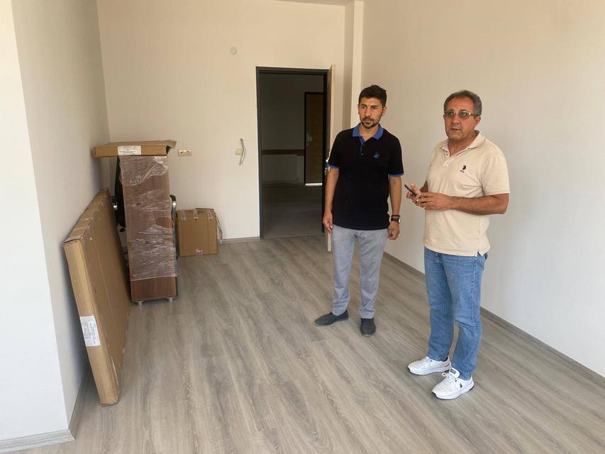 Şerafettin Yapıcı Yeni Okullarda İncelemelerde  Bulundu