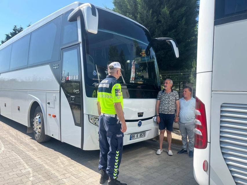 Jandarmadan gezi otobüslerine denetim