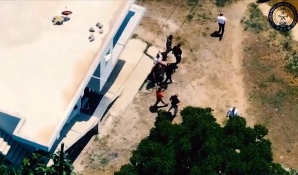 ÇOCUĞUN CİNSEL İSTİSMARI SUÇUNDAN ARANAN ŞAHSA FİLM GİBİ OPERASYON ARANAN ŞAHIS DRON İLE TESPİT EDİLDİ