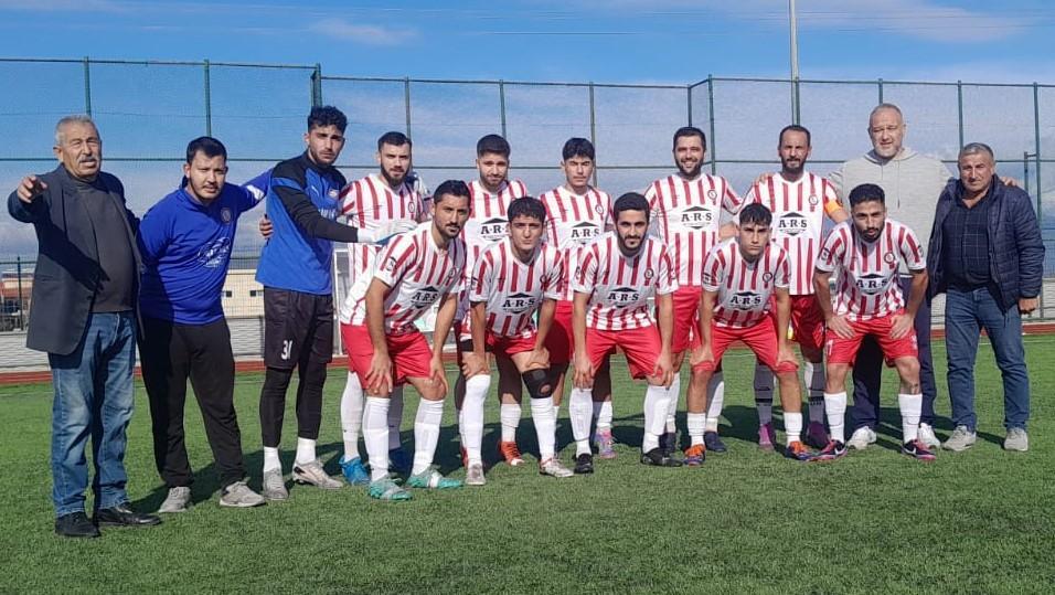 Koçarlı Menderes ilk yarıyı lider tamamladı