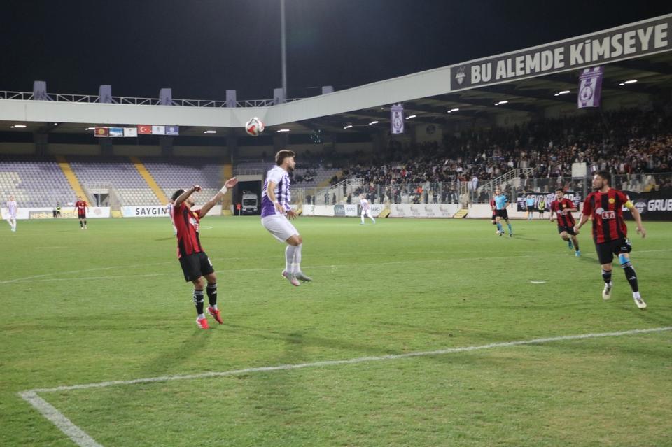 Afyonspor evinde Eskişehirspor'a mağlup oldu