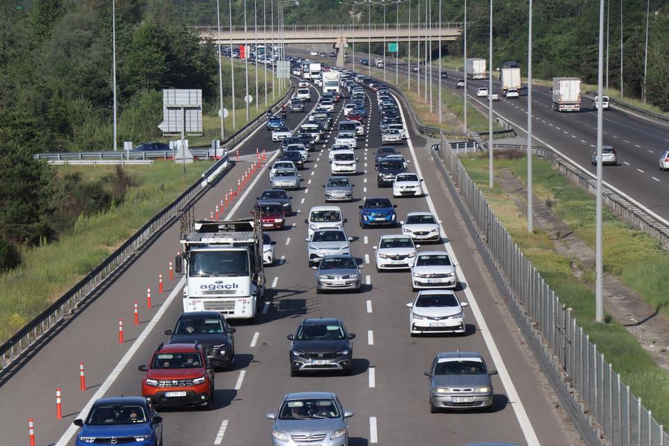 Bolu geçişinde yoğun trafik