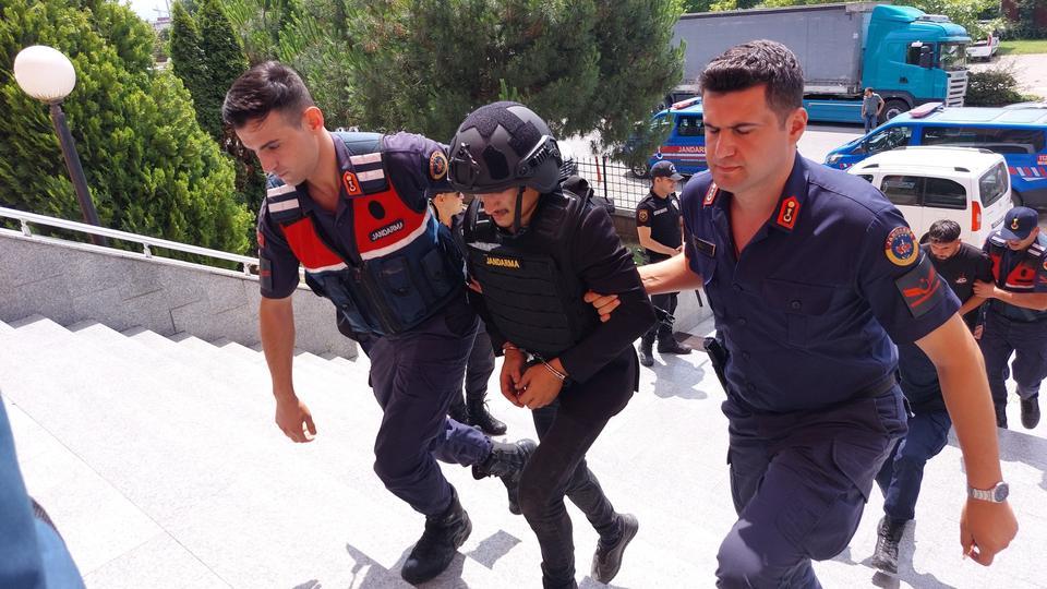 Muhtarlık seçimi husumetinde 2 kardeşi öldürdü