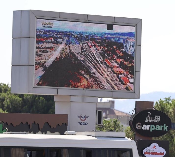 CHP’li Dinç’ten TCDD ekranına tepki: “Aydın’a çivi bile çakmadınız!”