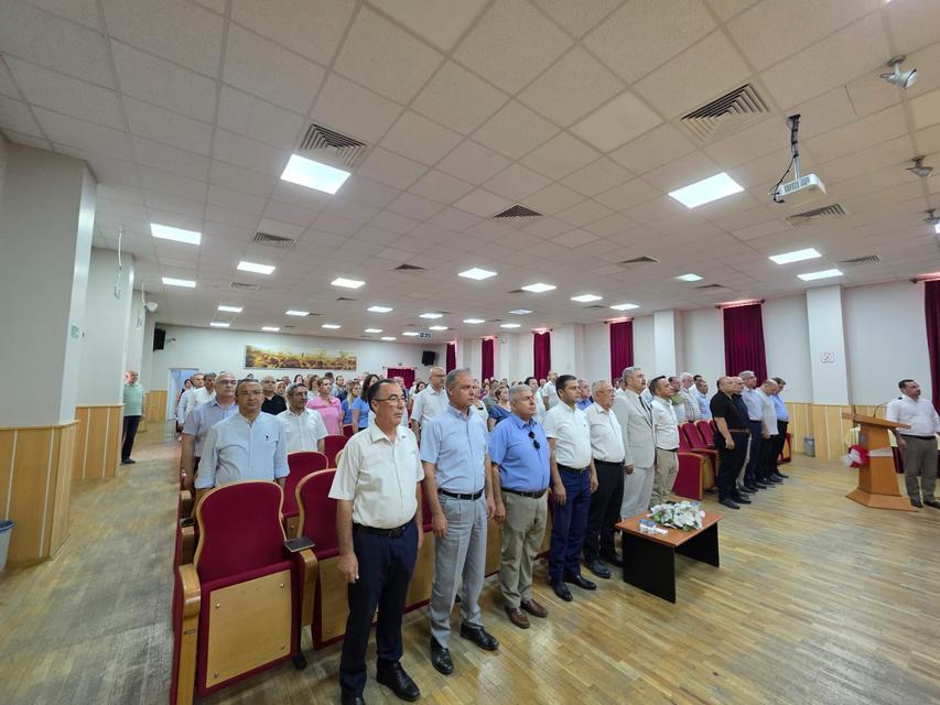 Efeler'de yöneticilere Atatürk'ün mirası emanet edildi
