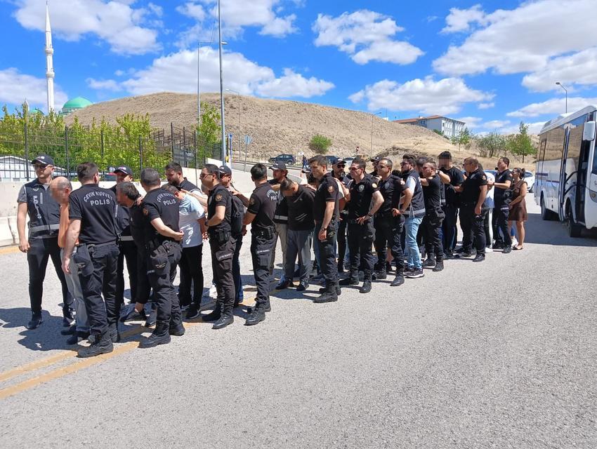 Haraç çetesine operasyon: 14 gözaltı