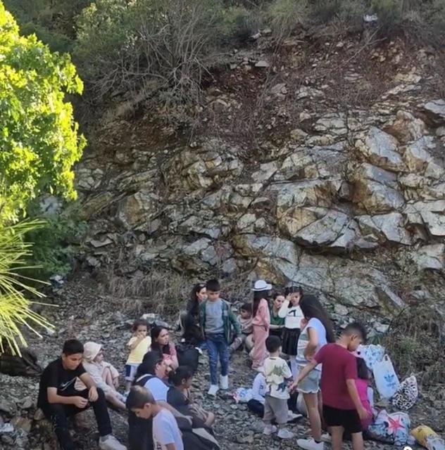 43'ü çocuk 65 düzensiz göçmen ve 4 göçmen kaçakçısı yakalandı