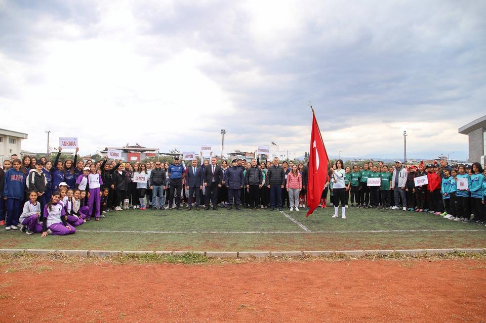 Köşk’te softbol heyecanı başladı