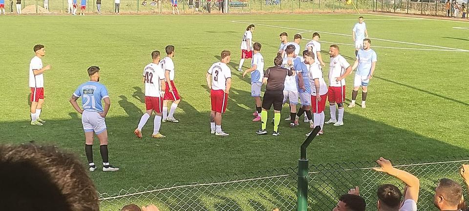 Bıyıklıspor-Neşetiye maçı  çekişmeli geçti