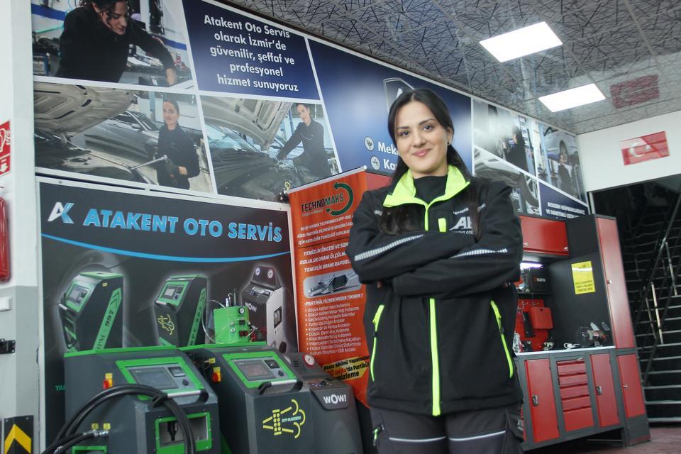 SANAYİNİN 'MERYEM USTA'SI HAYALİNE KAVUŞTU, ARTIK İŞİNİN PATRONU 'ERKEK İŞİ' DİYENLERE 3 DİPLOMA VE KENDİ İŞ YERİYLE YANIT VERDİ