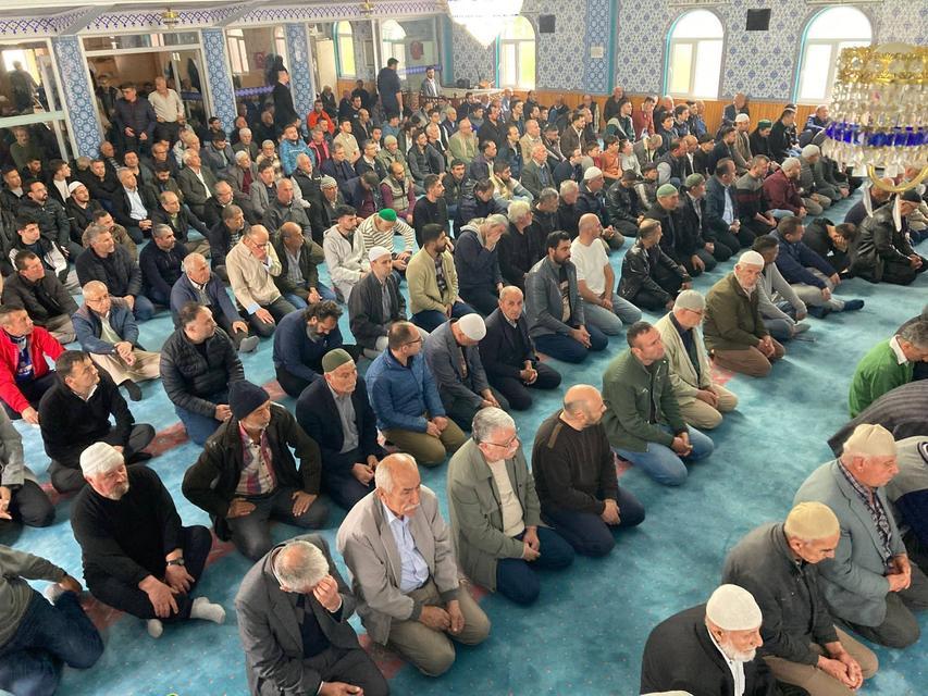 Dazkırı'da cami temeli atılıp, hacı adayları bilgilendirildi