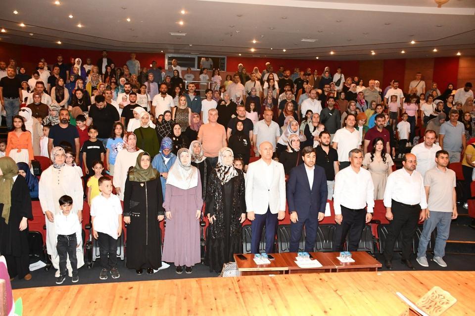 NAZİLLİ'DE MİNİKLERDEN YIL SONU PROGRAMI