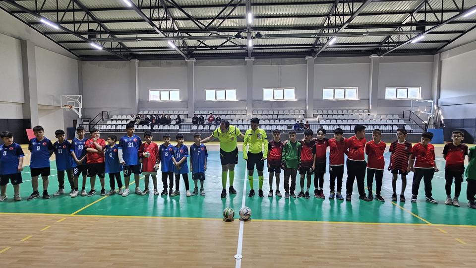 KOÇARLI'DA FUTSAL MÜSABAKASININ BİRİNCİSİ BELLİ OLDU
