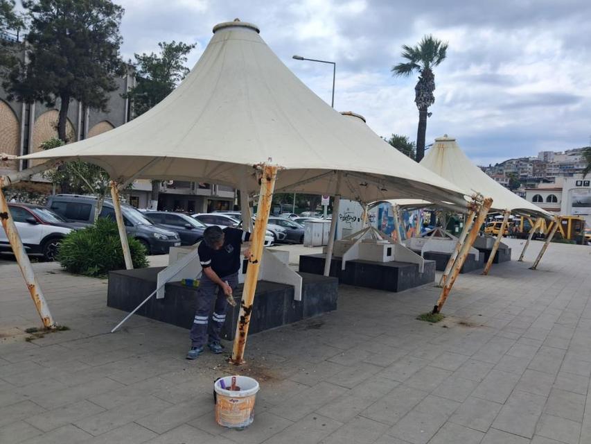 Kuşadası’nda bakım ve onarım çalışmaları hız kesmiyor
