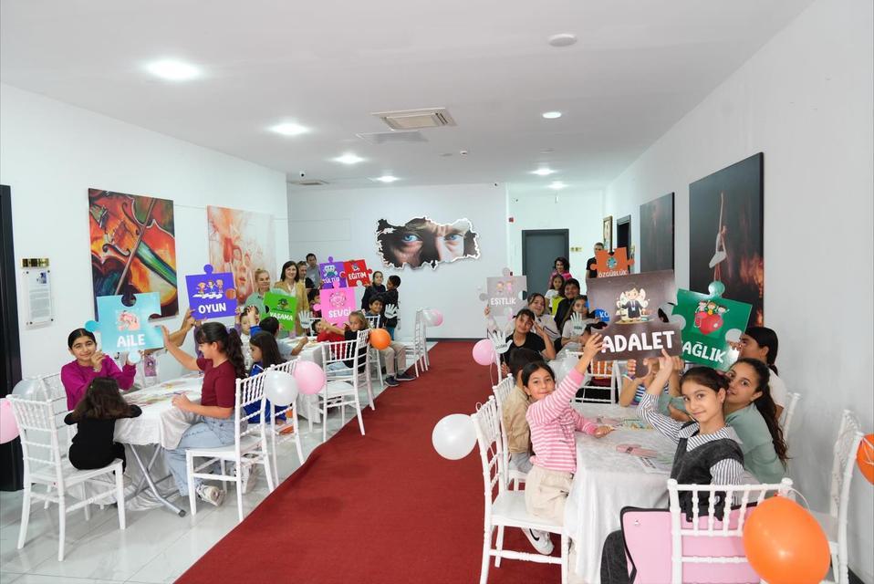 DİGEM çocukları duygularını Başkan Gençay’a iletti