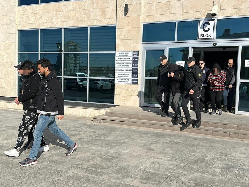 Aydın’ın da aralarında olduğu 5 ilde operasyon: 12 tutuklama