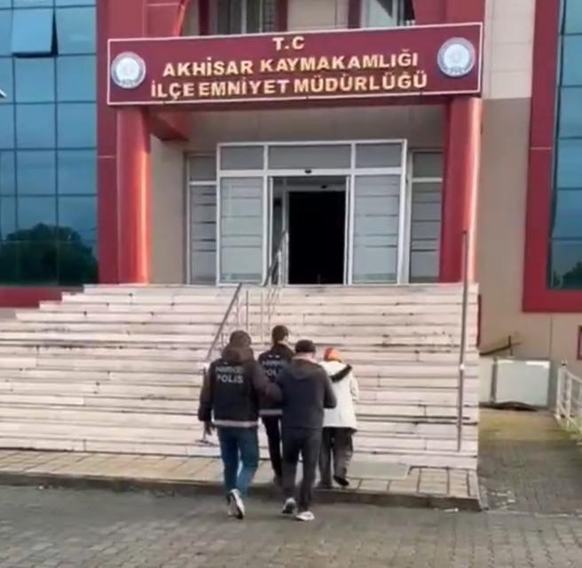 Uyuşturucu operasyonunda 5 tutuklama