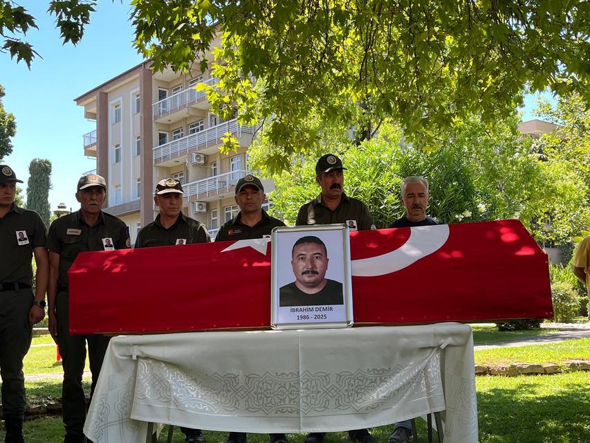 Orman şehidi törenle memleketine uğurlandı