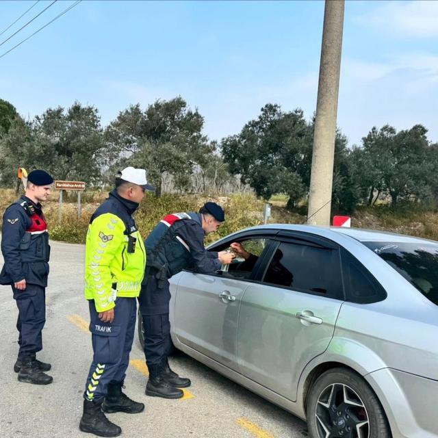 Germencik’te jandarma bayram boyunca sahadaydı