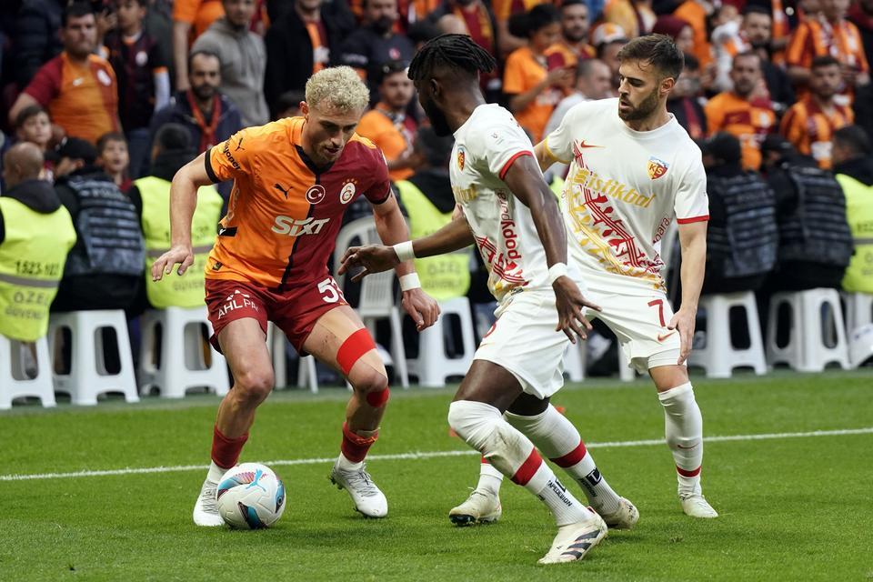 TRENDYOL SÜPER LİG: GALATASARAY: 2 - KAYSERİSPOR: 0 (İLK YARI)