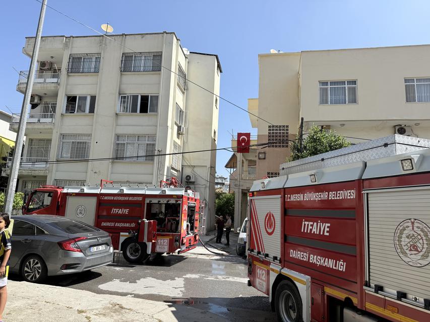 Apartman dairesinde yangın paniği