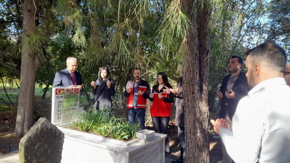 Aydın’ın şehit öğretmeni kabri başında anıldı