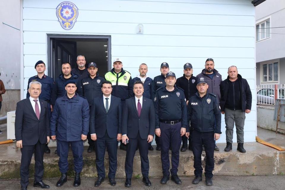 Karacasu’da tayini çıkan savcı ve mal müdürü onuruna veda yemeği