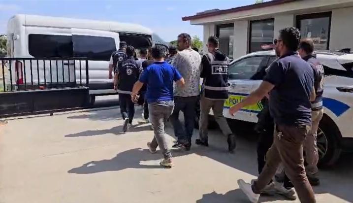 Aydın'da aranan şüpheliler 3 ayrı ilde yakalandı