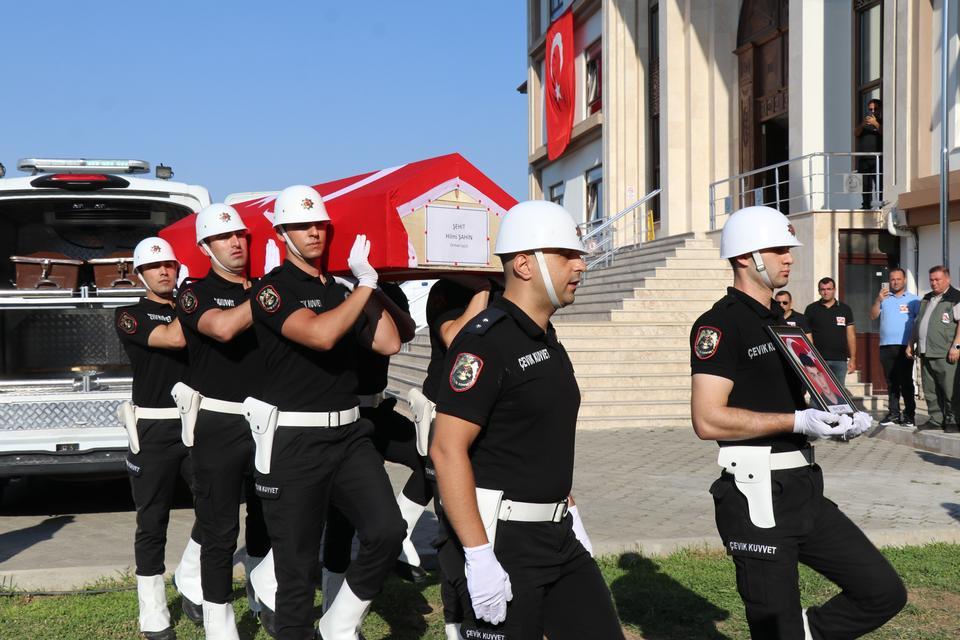 DENİZLİLİ ŞEHİT ORMAN İŞÇİLERİ İÇİN TÖREN DÜZENLENDİ