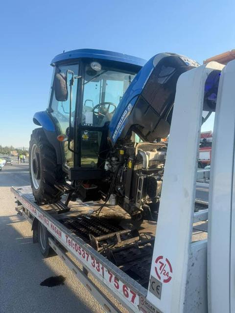 EVLİLİK İZNİNE ÇIKAN ÜSTEĞMEN VE EŞİNİ TRAFİK KAZASI AYIRDI ÜSTEĞMENİN ÖLDÜĞÜ KAZADA OTOMOBİLİN ARKASINDAKİ 'ÖZLEM-ÖMER SONSUZA KADAR' YAZISI YÜREKLERİ SIZLATTI