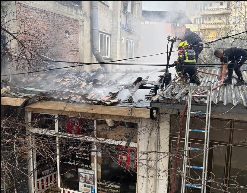 Buharkent’te iş yeri yangını