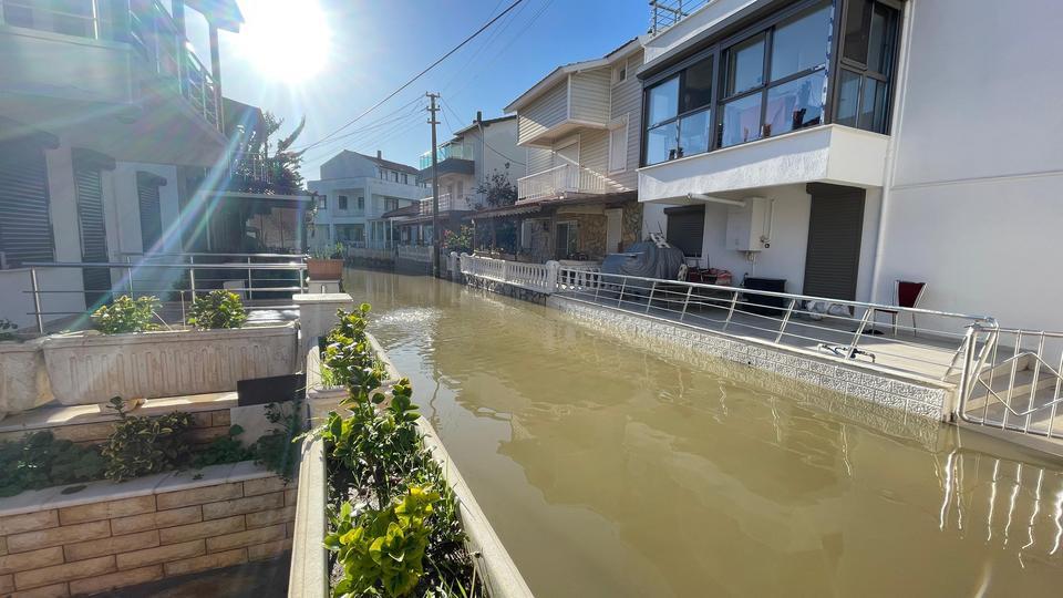 Selin etkilediği sokaklar Venedik'e döndü