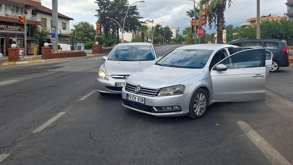 Köşk girişinde korkutan kaza