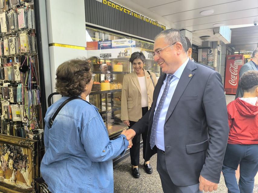 CHP'li Karakoz'dan esnaf ziyareti