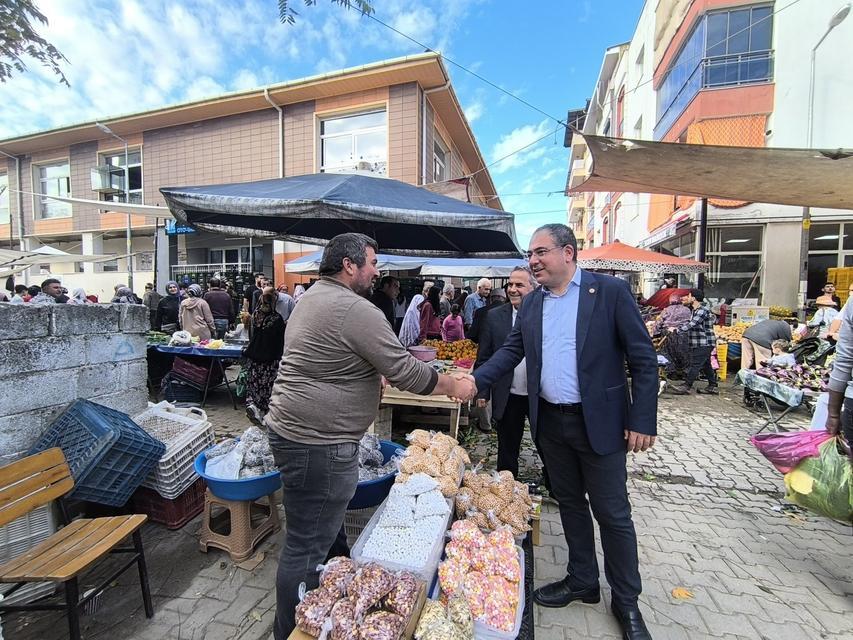 Karakoz Köşk’te esnafla buluştu