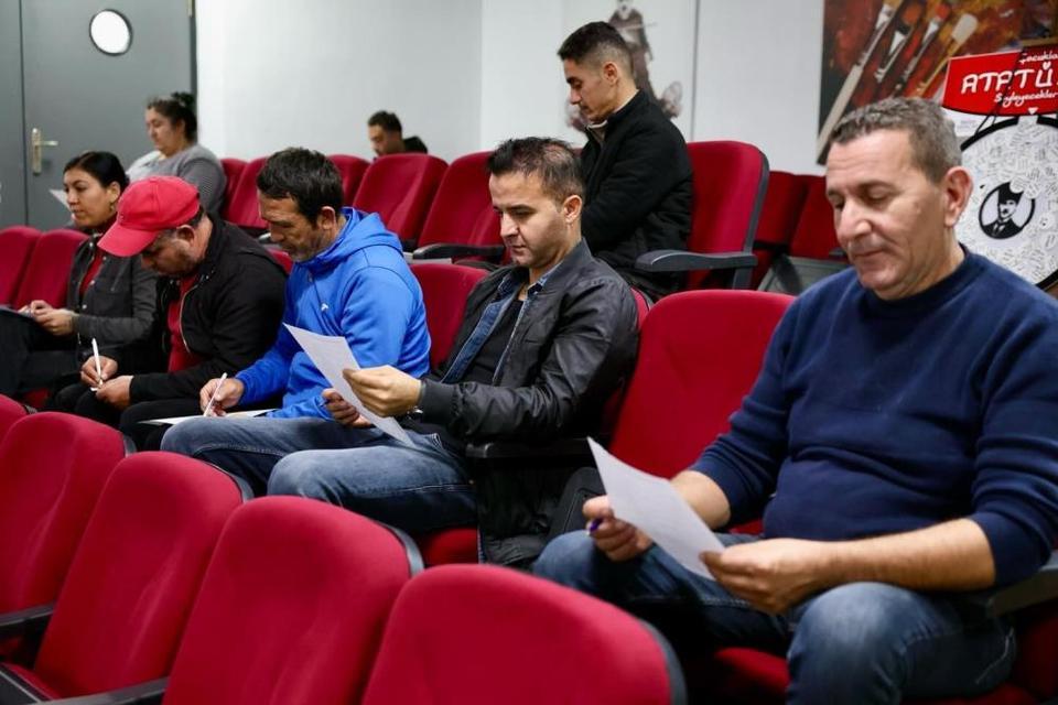 Didim'de belediye personellerine iş güvenliği eğitimi