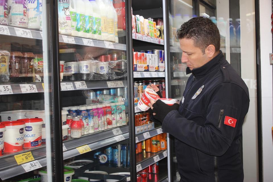 Sultanhisar’da marketlere sıkı denetim