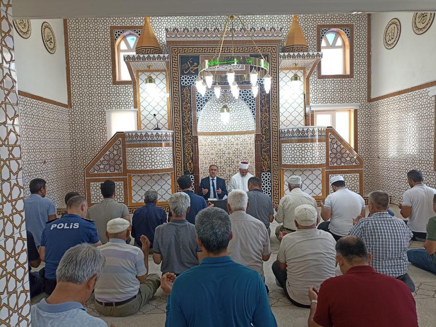Yenipazar’da 62 yıllık camii yenilendi